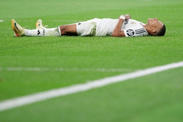 湖人遭遇三连败，媒体专家纷纷点评：徐静雨批评东契奇，盛赞詹姆斯